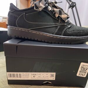 Air Jordan/ Travis Scott Black Phantom